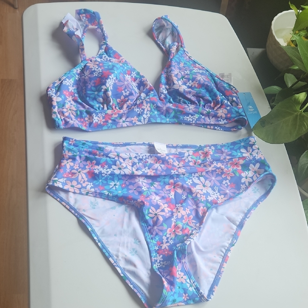 Cupshe Floral Blue and Pink Bikini